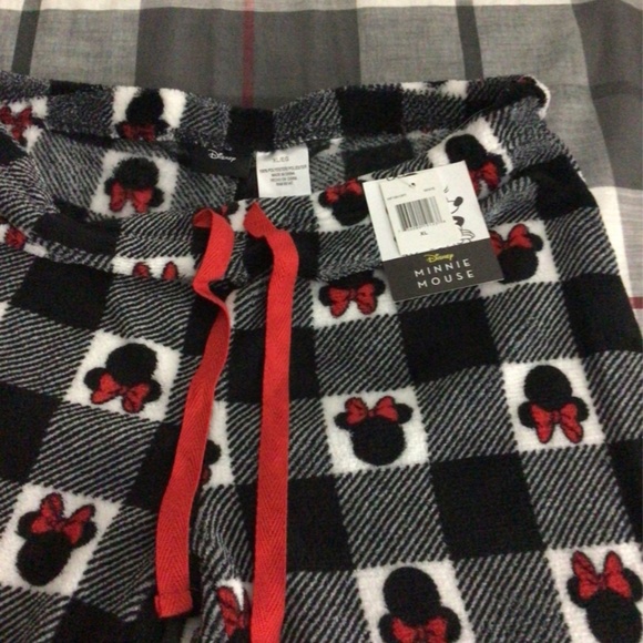 Womens Disney flannel lounge pants - Picture 2 of 2